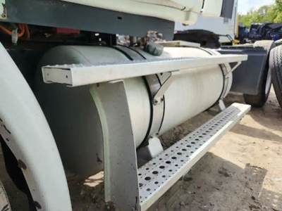 Freightliner Cascadia 113 Left Fuel Tank