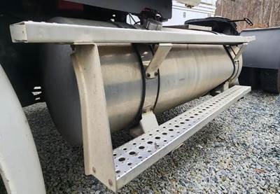 Freightliner Cascadia 113 Left Fuel Tank