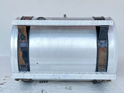 Freightliner Cascadia 113 Right Fuel Tank