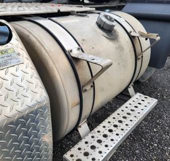 Freightliner Cascadia 116 Left Fuel Tank for a 2019 Freightliner Cascadia 116 Day Cab