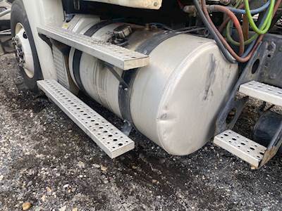 Freightliner Cascadia 125 Left Fuel Tank