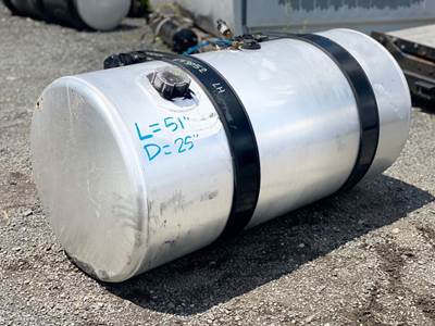 Freightliner Cascadia 125 Left Fuel Tank
