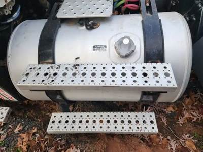 Freightliner Cascadia 125 Left Fuel Tank