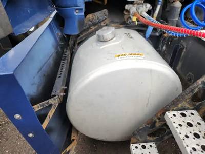 Freightliner Cascadia 125 Left Fuel Tank