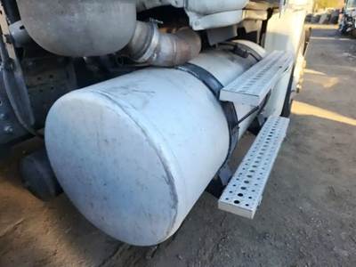 Freightliner Cascadia 125 Right Fuel Tank