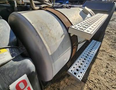 Freightliner Cascadia 125 Left Fuel Tank