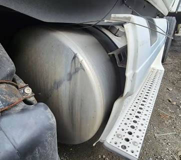 Freightliner Cascadia 125 Left Fuel Tank