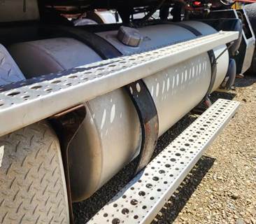 Freightliner Cascadia 125 Left Fuel Tank