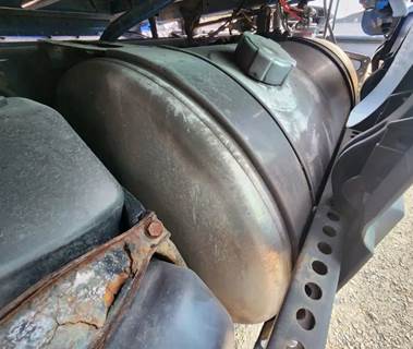 Freightliner Cascadia 125 Left Fuel Tank