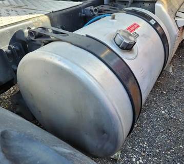 Freightliner Cascadia 126 Right Fuel Tank