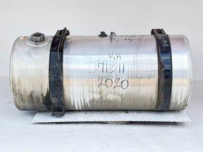 Freightliner Cascadia 126 Right Fuel Tank