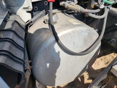 Freightliner Cascadia 126 Left Fuel Tank