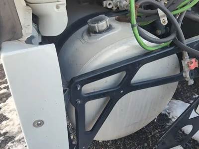 Freightliner Cascadia 126 Left Fuel Tank