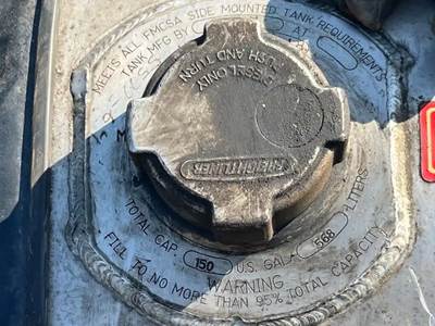 Freightliner Cascadia 126 Left Fuel Tank