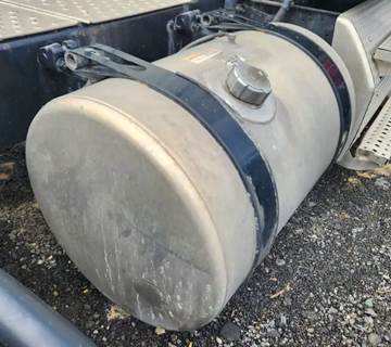 Freightliner Cascadia 126 Right Fuel Tank