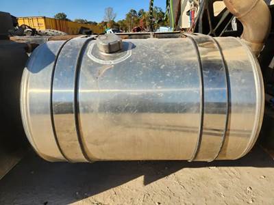 Freightliner Cascadia 126 Right Fuel Tank