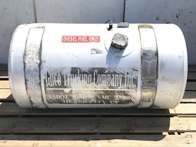 Freightliner Columbia 120 Right Fuel Tank