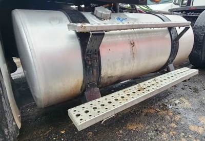 Freightliner Columbia 120 Left Fuel Tank