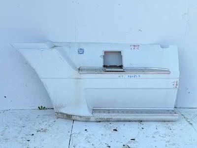 Freightliner Columbia 120 Left Fuel Tank