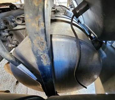 Freightliner Columbia 120 Left Fuel Tank