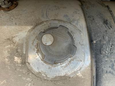 Freightliner Coronado 122 Left Fuel Tank for a 2012 Freightliner Coronado 12