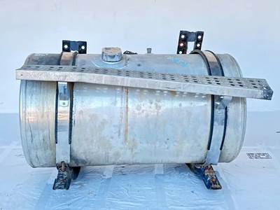 Freightliner FL112 Right Fuel Tank