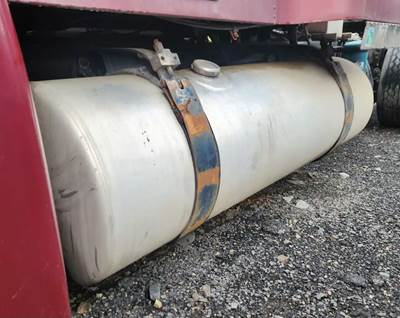 Freightliner FLD120 Left Fuel Tank