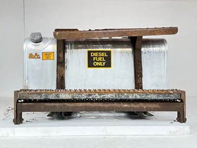 Freightliner M2 106 Right Fuel Tank for a 2010 Freightliner M2 106 Heavy Duty