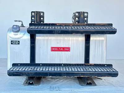 Freightliner M2 106 Right Fuel Tank