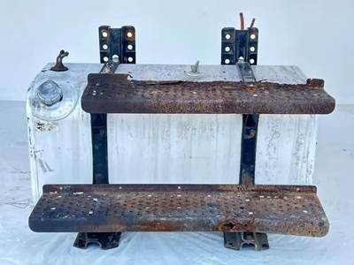 Freightliner M2 106 Right Fuel Tank