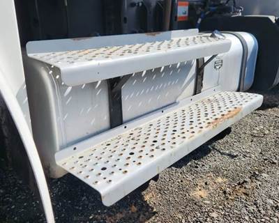 Freightliner M2 106 Left Fuel Tank