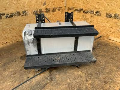 Freightliner M2 106 Right Fuel Tank