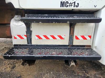 Freightliner M2 106 Right Fuel Tank