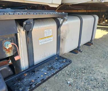 Hino XL8 Left Fuel Tank