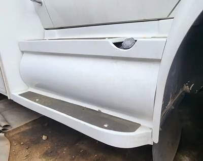 IC Bus PC505 Left Fuel Tank for a 2015 Ic Corporation PC505