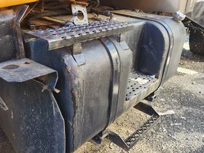 International 2574 Left Fuel Tank