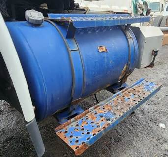 International 4400 Left Fuel Tank