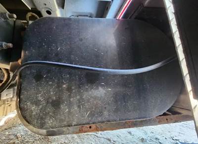 International 4400 LP Right Fuel Tank