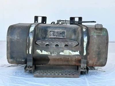 International 4900 Right Fuel Tank