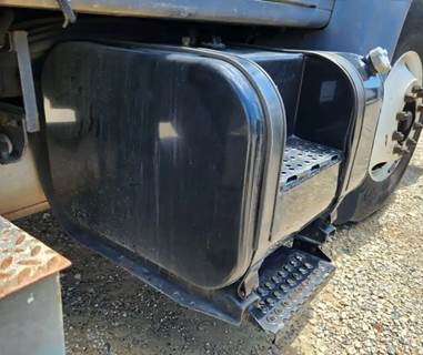 International 4900 Right Fuel Tank