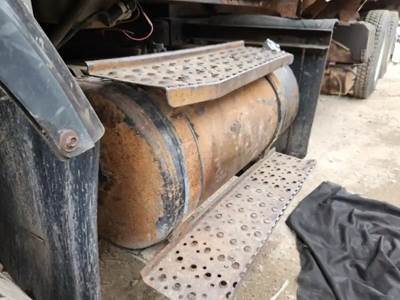 International 7500 Left Fuel Tank