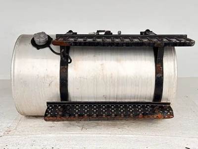 International 8600 Right Fuel Tank