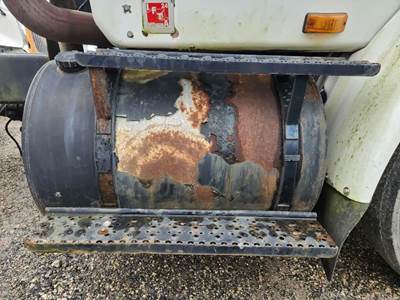 International 8600 Right Fuel Tank
