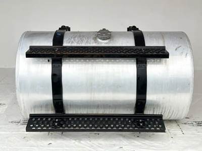 International 9100i Left Fuel Tank