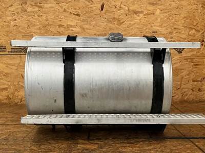 International 9200i Left Fuel Tank