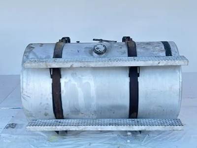 International 9200i Left Fuel Tank