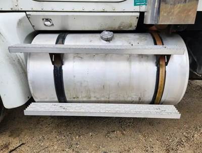International 9400 Left Fuel Tank