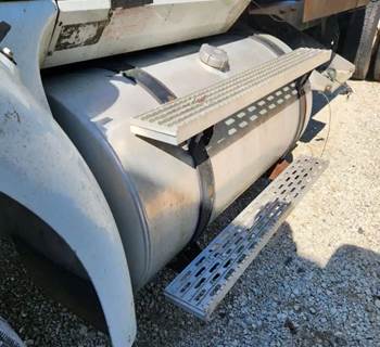 International 9400i Left Fuel Tank