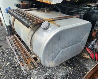 International DuraStar 4400 Left Fuel Tank