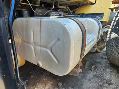 International F5070 Right Fuel Tank for a 1993 International F-5070
